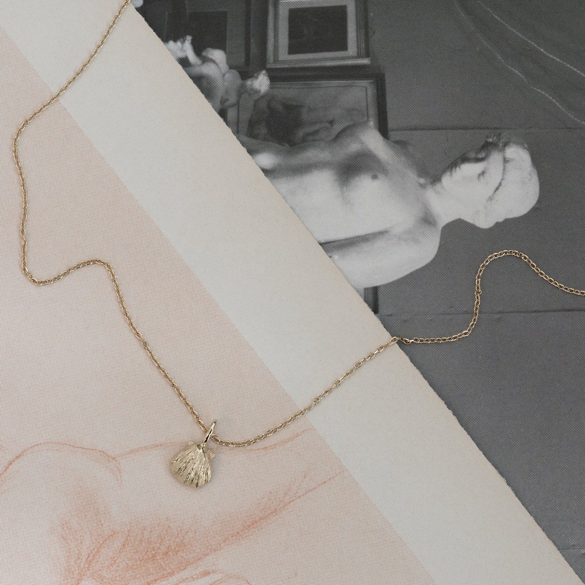 Florentina Shell Charm Pendant - 9K CharmOnly