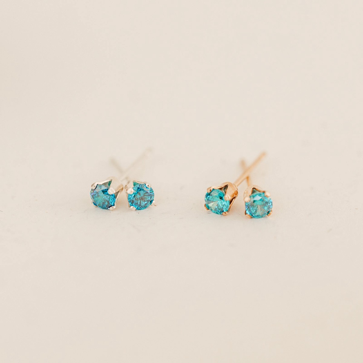 Birthstone Studs September GoldFill